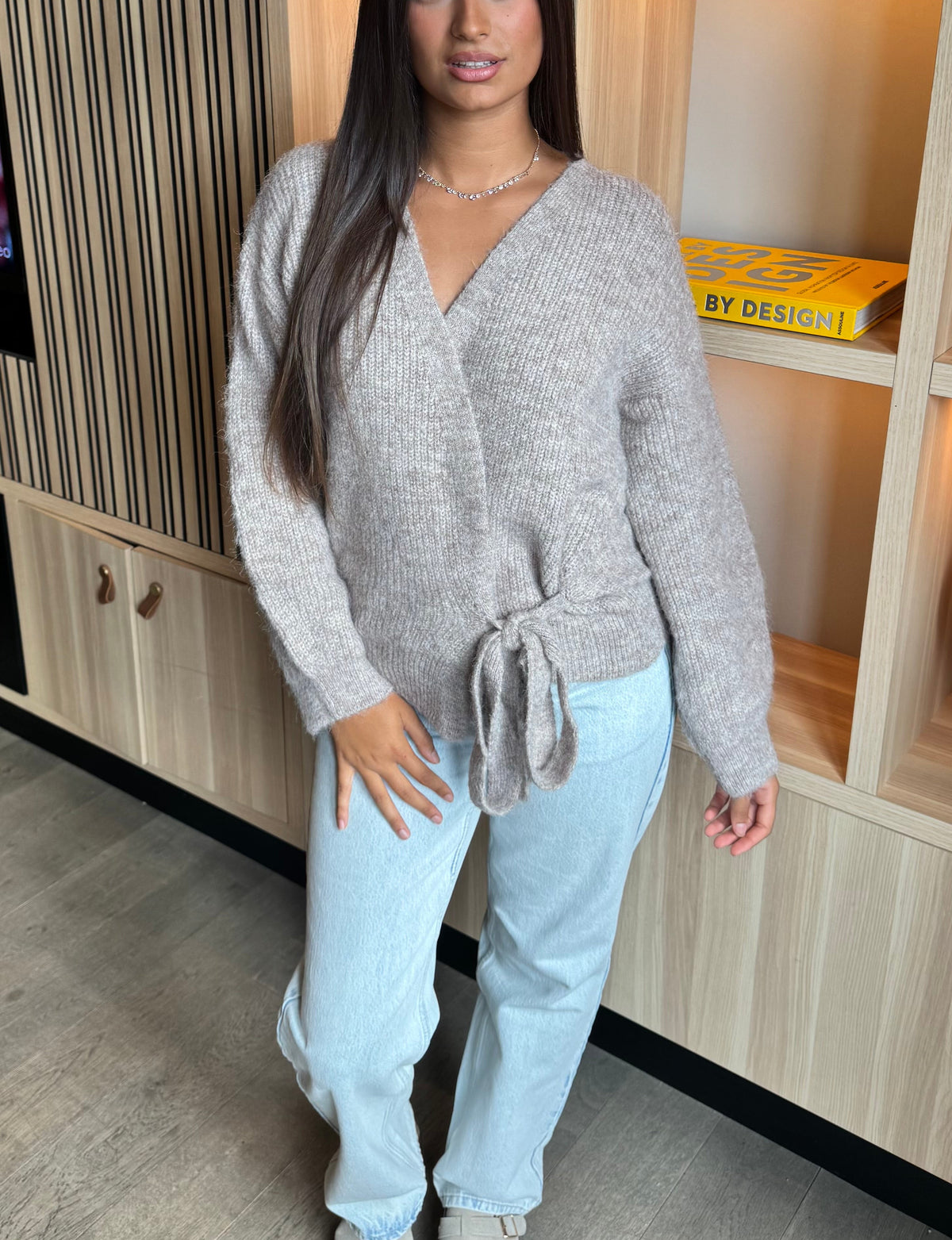 Cardigan noué