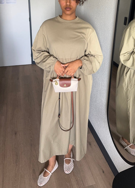 Robe Laora