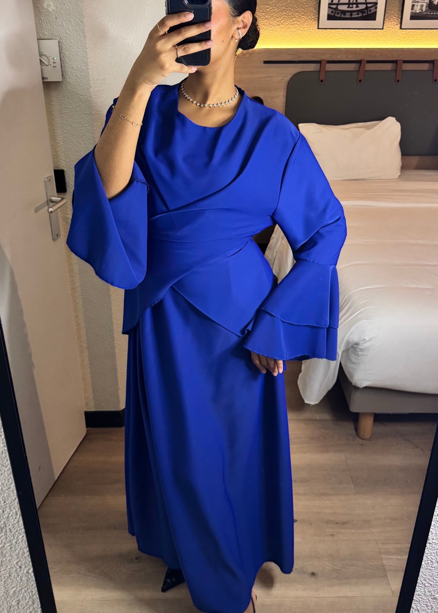 Robe NEJRA